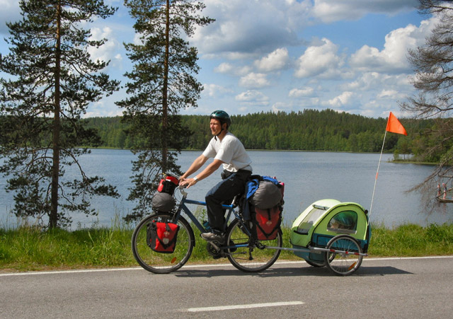 芬兰自行车后小拖车